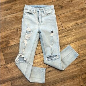 📦 BDG Distressed High Rise Girlfriend Jeans Size 24W